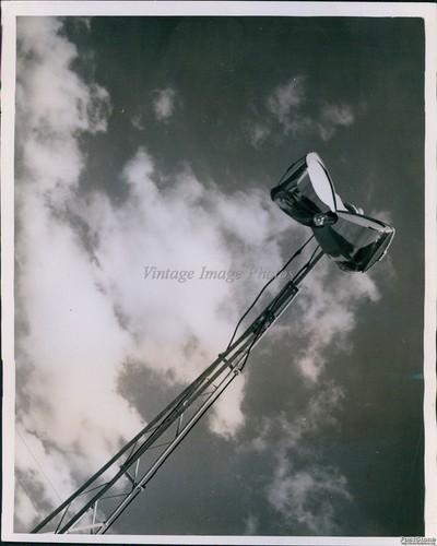 1941 butterfly luminaire - 1941,