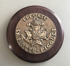 TAPE DE BOUCHE FREGATE LA MOTTE-PICQUET Marine Militaire Bronze ( Medaille )