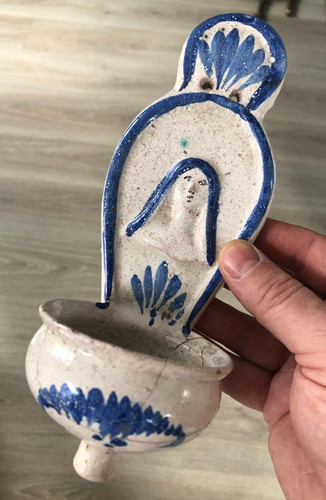 Beau bénitier faience - beau,