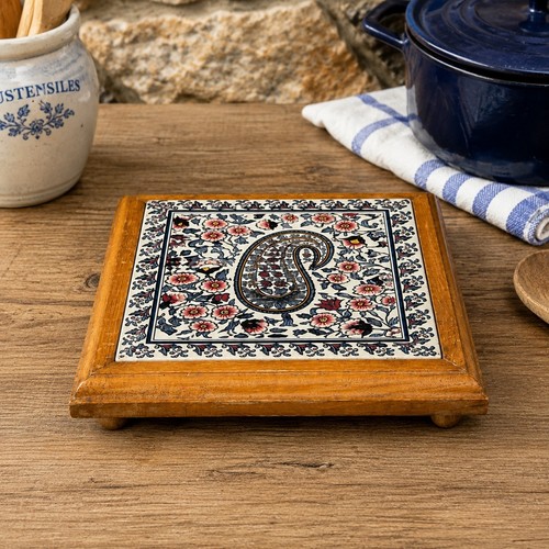 Dessous plat ancien en - de,