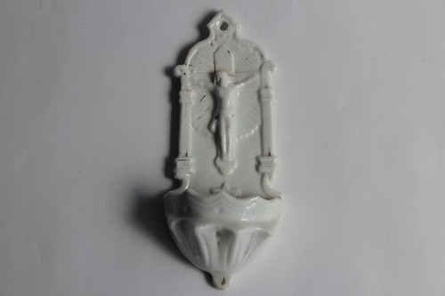 Bénitier porcelaine christ - bénitier,