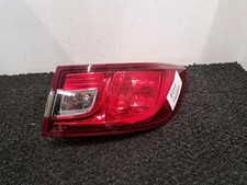 Feu arriere principal droit