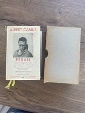 ancien livre pléiade Albert