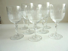 5 verres à eau et 3 verres à