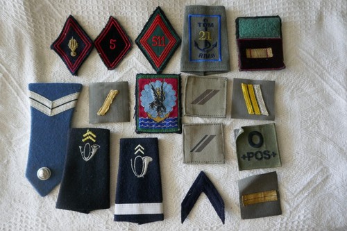 Insignes militaire fourreaux - insignes,