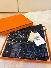 Foulard HERMES Carre H 65