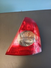 Renault Clio 2 Ph2 / Feu arrière Droit / 8200071414