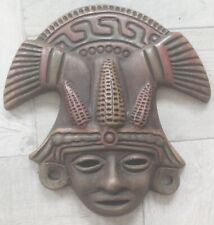 masque probablement en terre cuite style Incas 