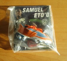 2009  SAMUEL ETO'O  FC BARCELONE  # 9 MARCA ADIDAS CHAUSSURE PORTE CLE RARE