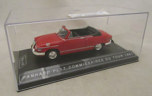 Voiture panhard pl17 - 1/43,