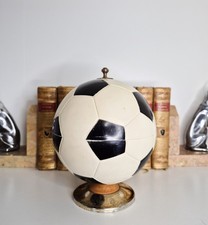 Ancien distributeur à