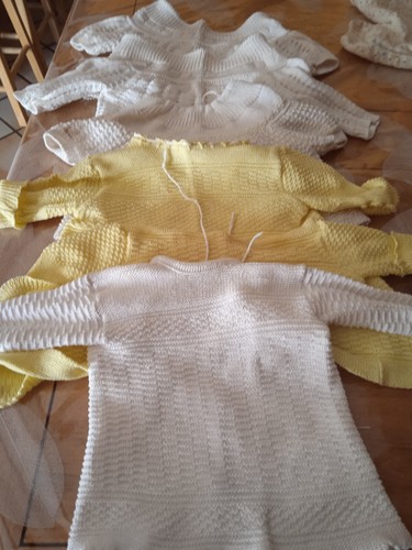 Lot petits gilet bébé - gilet,