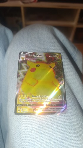 Carte pokemon pikachu - pikachu,