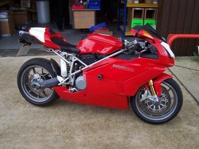 Ducati 749 999 - /,