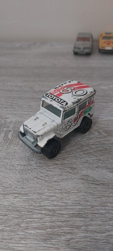 Majorette toyota 4x4 - majorette,