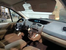 Trappe d'essence RENAULT