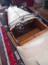 Voiture miniature de