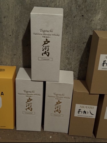 Lot bouteilles en - lot, 7