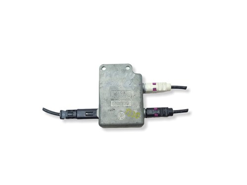Amplificateur antenne - amplificateur, d'antenne
