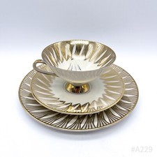 Vintage Tasse Collection