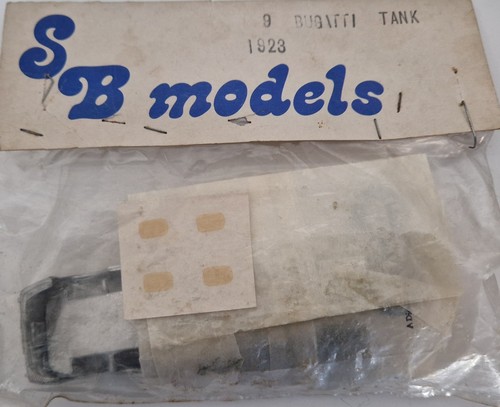 Models kit non - models,