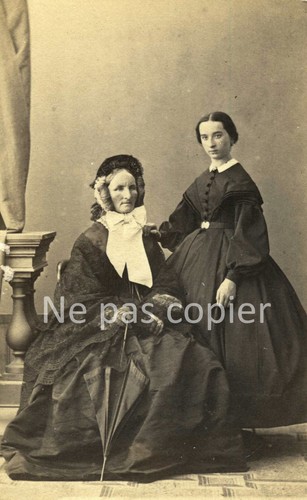 Deux femmes vers 1860 cdv - deux, par