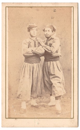 Deux zouaves pontificaux circa