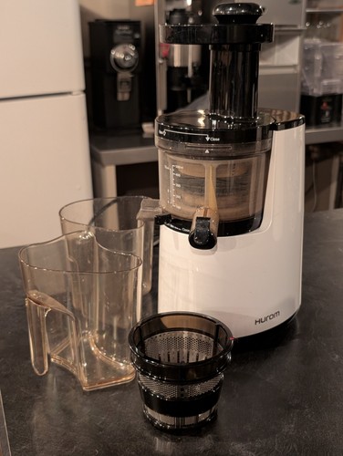 Hurom slow juicer - ,