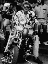 JOHNNY HALLYDAY   moto harley
