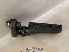 repose-pied avant droit pour Yamaha FZ 750  de 1985 a 1988