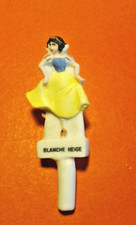 * 1 PIQUE A GATEAU - DISNEY -