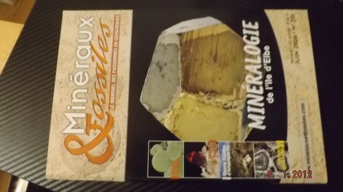 Revue mineraux fossiles - &,