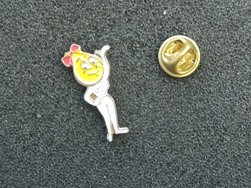Pin esso femme - femme, mascotte