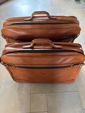 Lot de  2 rares valises cuir