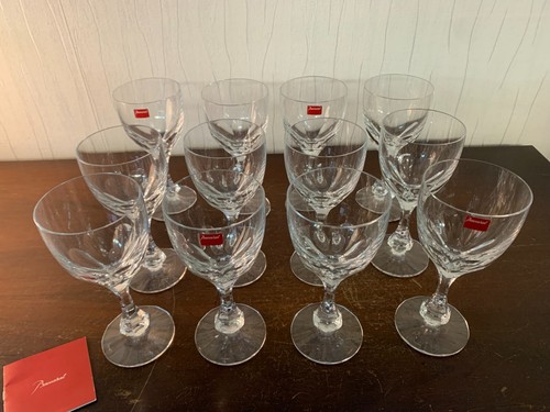 Verres eau modèle - à,