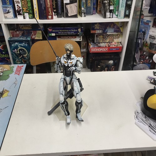 Figurine occasion metal gear - figurine,