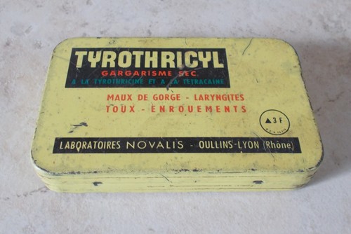 Ancienne boite métal - boite,