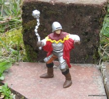 PAPO 2005 / FIGURINE CHEVALIER  MOYEN-AGE GENRE PLASTOY SCHLEICH BULLY