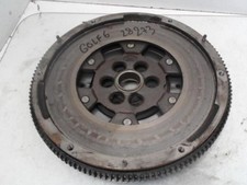 Volant moteur bi-masse VOLKSWAGEN GOLF 6 03G105266BN