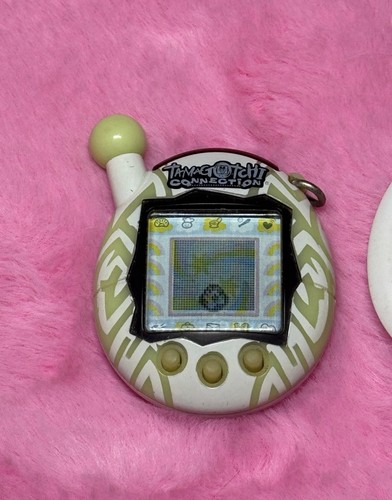Vintage 2004 tamagotchi - 2004,