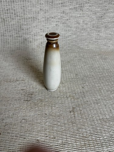 Ancienne fiole à - ,