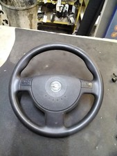 Volant Opel Corsa C année 2004