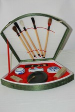 COFFRET DE CALLIGRAPHIE CHINOIS set 5 pinceaux etc...