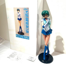 Figurine statue peinte Sailor