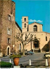 06 - Grasse - L'Ancienne Cathédrale Notre-Dame et la Tour Carrée de l'Hôtel de V