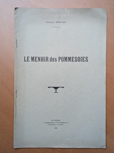 Menhir des pommesoies - des,