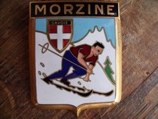 mascotte automobile ski