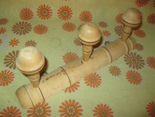 Vintage 70s Ancien VESTIAIRE en BOIS IMITATION BAMBOU PORTE-MANTEAUX 3 PATERES