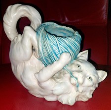RARE BOUQUETIERE CHAT PELOTE LAINE RAOUL LACHENAL ART NOUVEAU FAIENCE EMAILLEE
