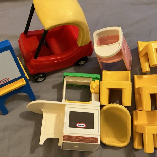 Vintage little tikes dollhouse - little,